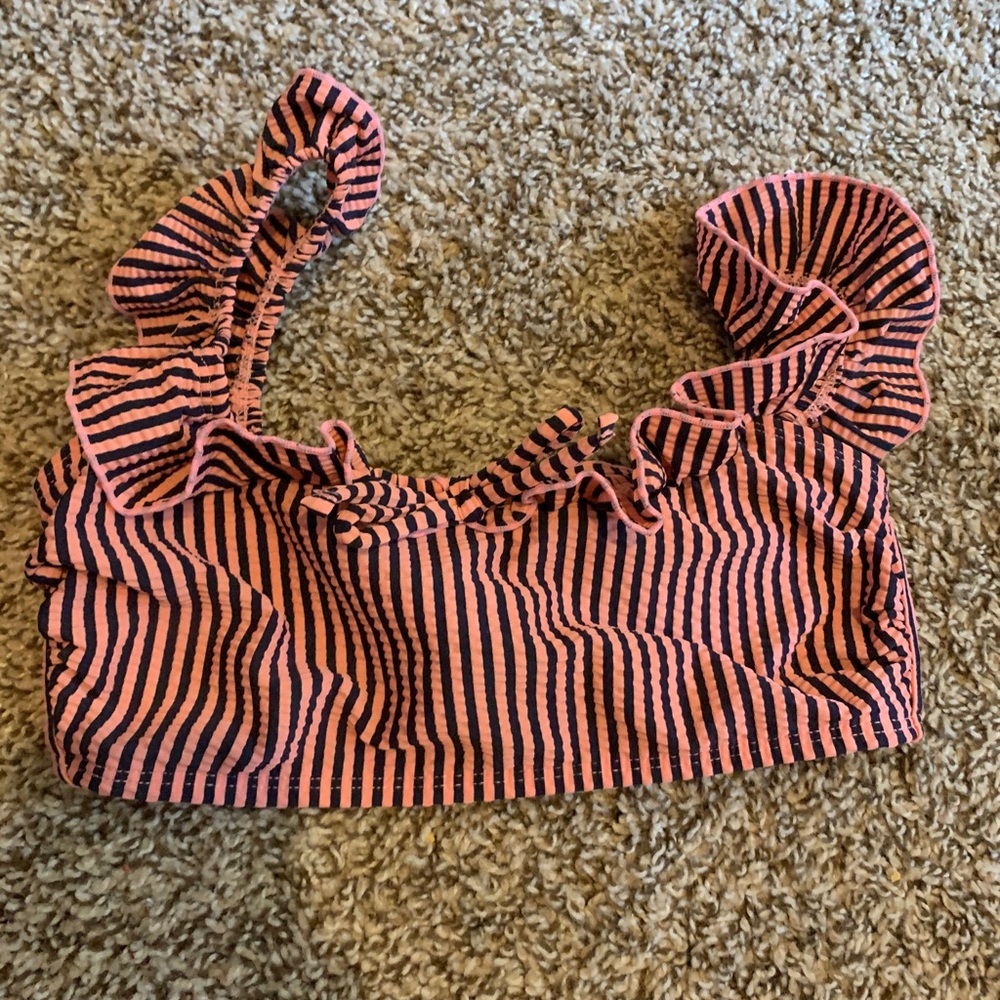 Ruffle bikini